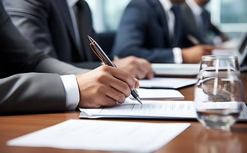 營業(yè)執(zhí)照怎么變更法人