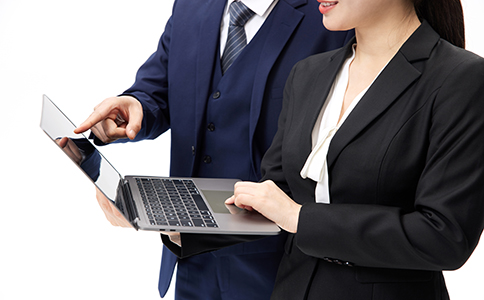 如何辦理公司變更法人的流程？