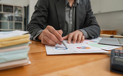 公司注冊(cè)代辦一般多少錢(qián)？一對(duì)一報(bào)價(jià)更省錢(qián)